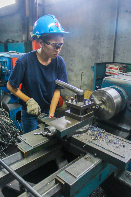 Scholars learn on the field as they immerse in their practice, participating in on-the-job training.
