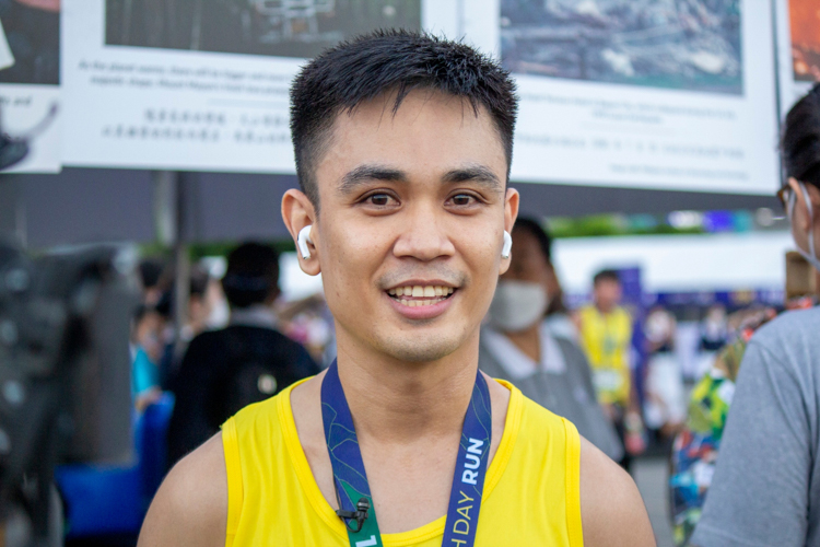 “I always make sure that my trash is segregated and that I dispose of it properly, not throw it just anywhere,” says Jerome Colcol, a 10K runner. 【Photo by Matt Serrano】