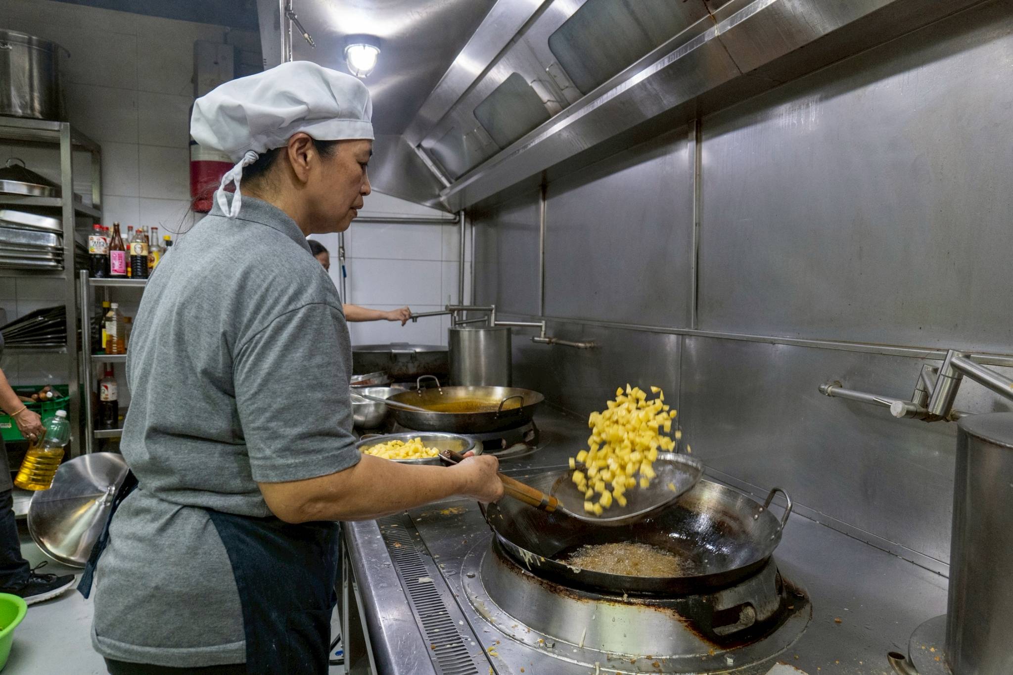 The kitchen team worked in full coordination to prepare 10 vegetarian dishes for Veg Up Pilot Plate.