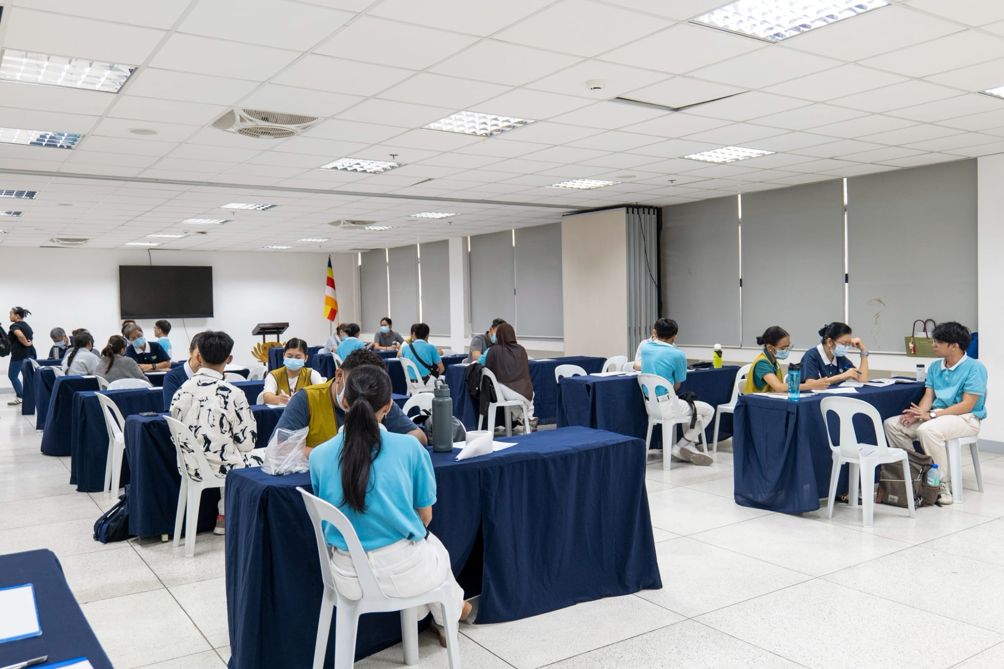 On July 25, Tzu Chi scholars cap their years under the foundation’s Educational Assistance Program with an exit interview at the Harmony Hall of Buddhist Tzu Chi Campus, Sta. Mesa, Manila.