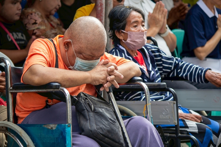 Most of the first in line on Day 1 were senior citizens and persons with disabilities, whose hope for healing made Tzu Chi’s arrival feel like a prayer coming true.