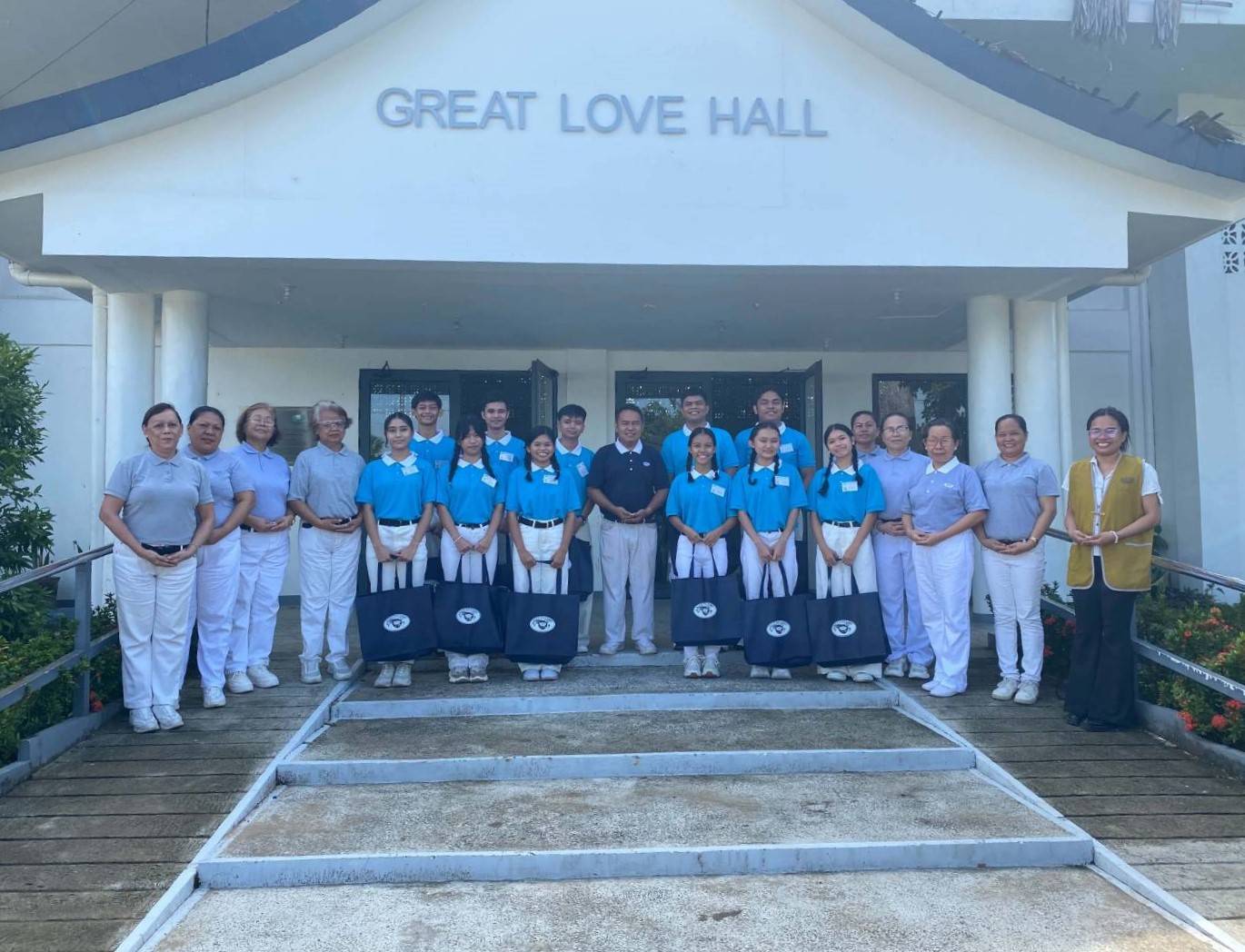 In Tzu Chi Palo, 11 scholars received the same educational support, opening new doors for their future.