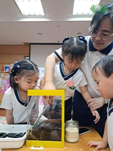 Tzu Chi Great Love Preschool Philippines teacher Beniliza Polican has many treasured moments with her students.