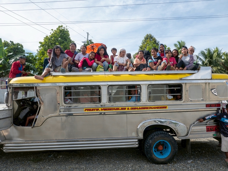 Having arrived as one group, the Indigenous Peoples waited for everyone to finish their consultations before leaving together on their jeepney service. 