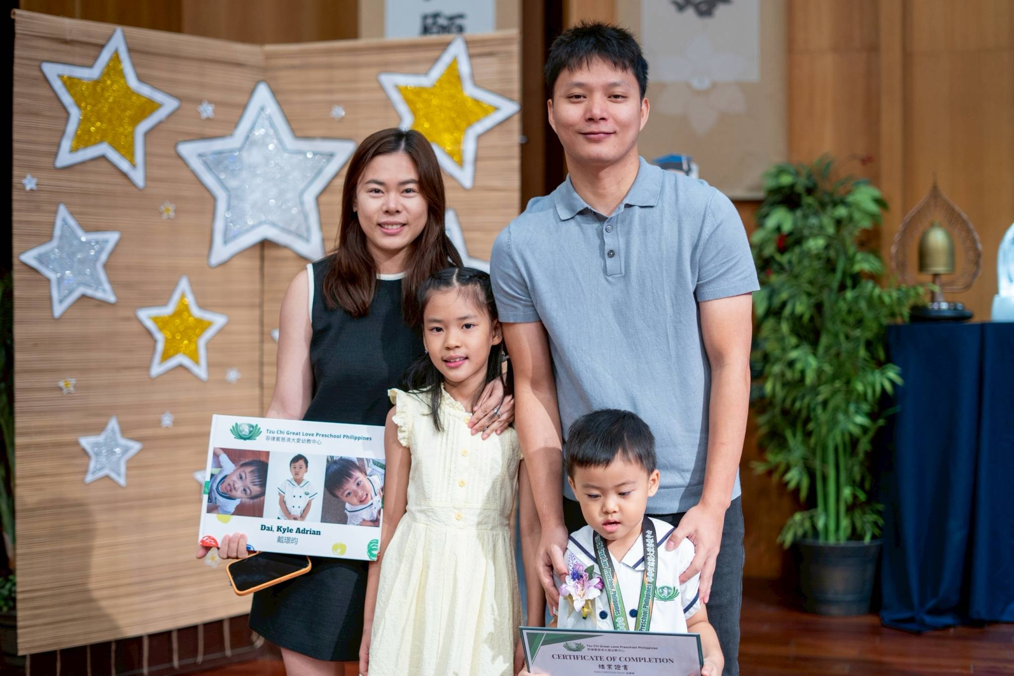 Kyle Adrian Dai and family 