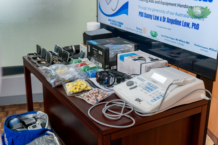 Approximately 300 hearing aids from Rotary PDG Danny Low and Dr. Angeline Low, and a screening audiometer and tympanometer and other accessories from Dr. Joyce Rodvie Sagun were donated to Tzu Chi’s ENT Clinic. 
