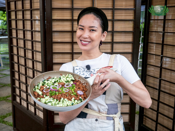 Astig Vegan Chef RG Enriquez-Diez returns to Fiesta Verde to whip up a slew of plant-based dishes like this one that combines crunchy cucumbers with Beyond Meat from Prime Pacific Foods Corp.