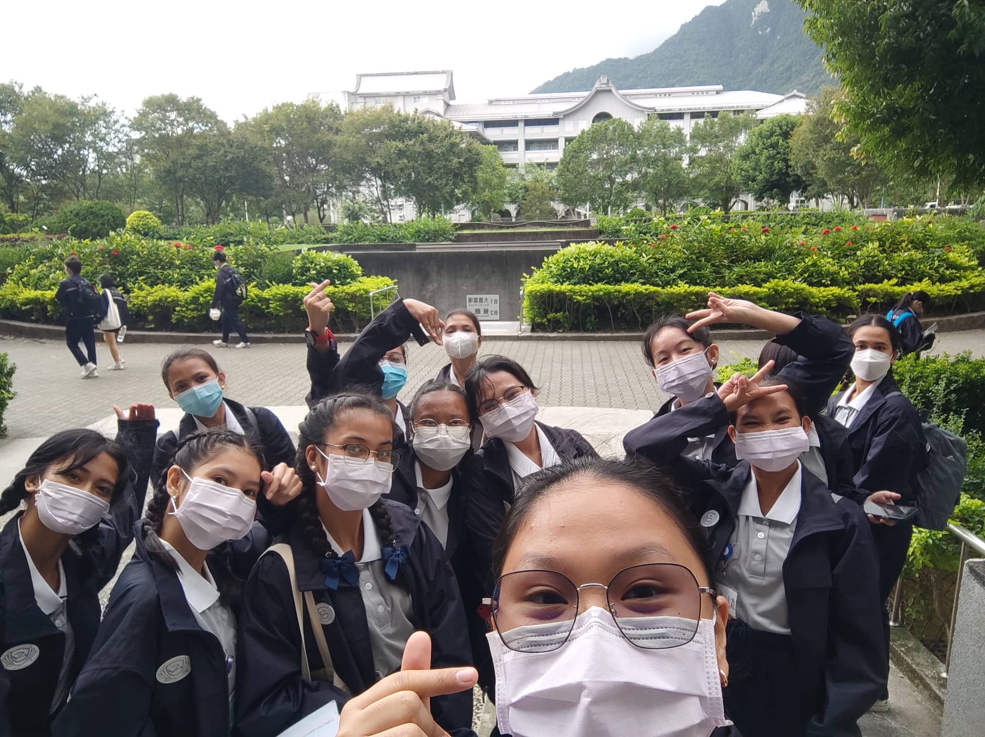 Scholars take a tour of the Tzu Chi University of Science and Technology in Hualien, Taiwan.