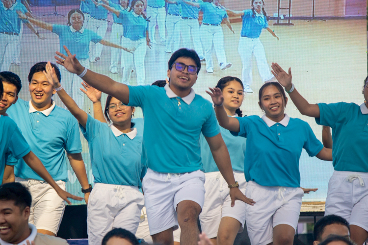 Scholars took the stage with a spirited performance.