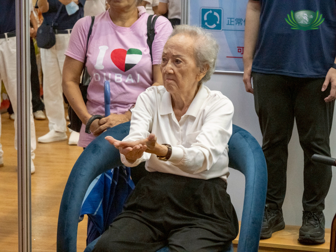 Everyone at the Jing Si Auditorium was encouraged to participate in the Tai Chi session. 