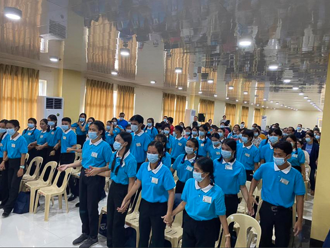 In Tzu Chi Davao, the first-ever Humanity class was attended by the chapter’s 35 pioneer scholars and their parents. 【Photo by Tzu Chi Davao】