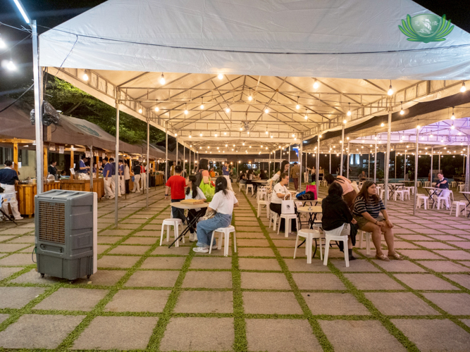 Cool weather and the cozy mood set by the lights and canopies made the Plaza at Buddhist Tzu Chi Campus the perfect place to hang out. 