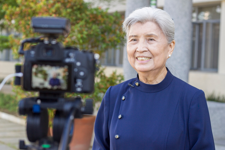 “We wish Master Cheng Yen an auspicious day. We wish we can be her best disciples who follow her teachings and are instrumental in achieving her wish to make this world a better place,” said Tzu Chi Philippines first commissioner Linda Chua. 【Photo by Matt Serrano】