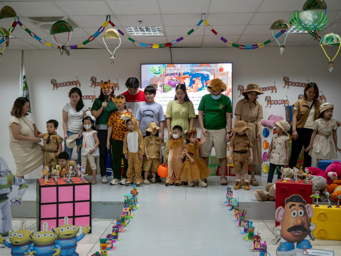 A “Safari” theme is it for these families.