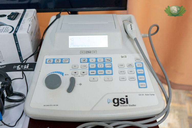The portable screening audiometer and tympanometer can be used in Tzu Chi’s medical missions and other hearing screenings outside of BTCC. 