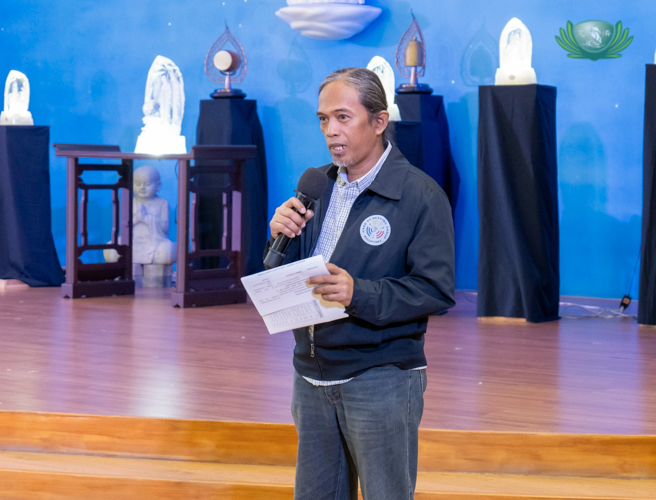 Vincent Balingan lost his hearing 30 years ago, after swimming in the deep part of a river. The impairment didn’t stop him from finding jobs that tapped into his strengths in writing and computers. He’s also president of Hard of Hearing Group Philippines since 2022. 