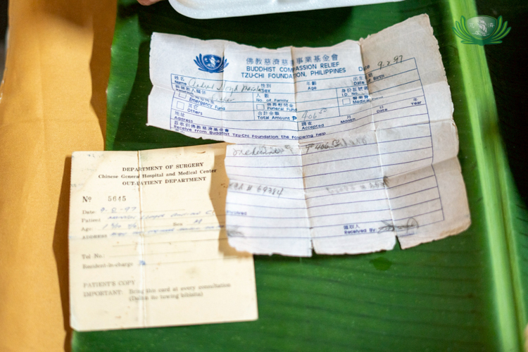 Nearly 30 years after his son’s surgery, Edmund Mañalac keeps a tattered Tzu Chi receipt and surgery card in his wallet to remind him of the goodness and blessings that abound.