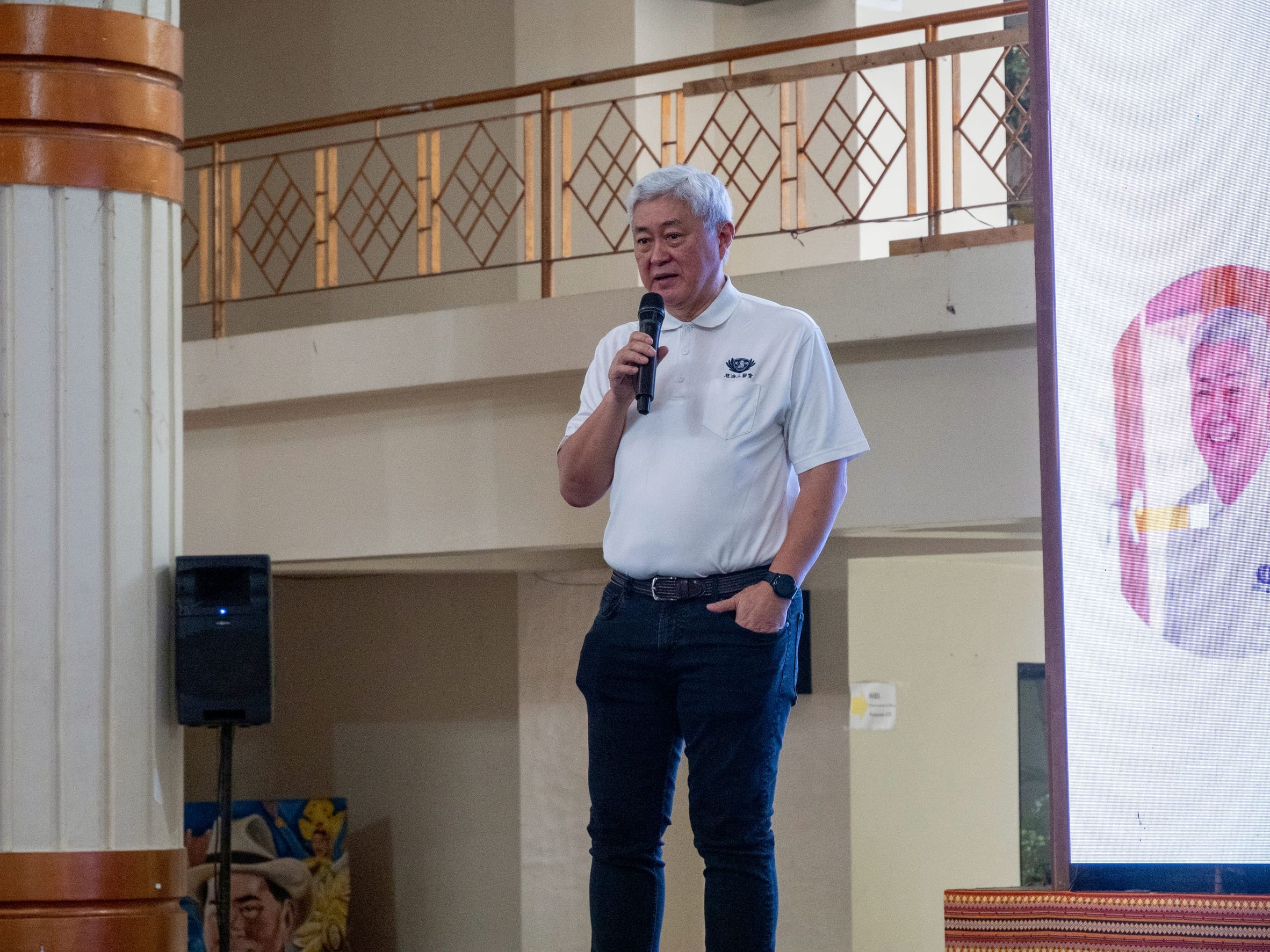 Dr. Josefino “Jo” Qua, co-founding member of Tzu Chi International Medical Association (TIMA), expresses his appreciation to medical mission host province Zamboanga Sibugay.