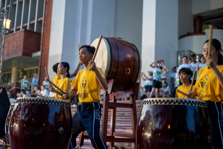Drummers from the Wushu, Dragon and Lion Dance Team of Northern Rizal Yorklin School performed before runners were released in their respective race categories.