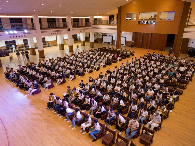 Most of the activities of the three-day youth camp were held at the Jing Si Auditorium.【Photo by Daniel Lazar】