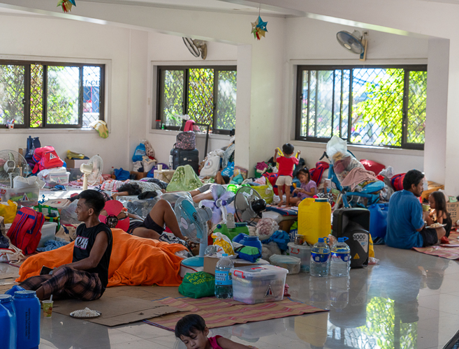 Beneficiaries from the fire incidents last March 19 and 25 currently stay in the evacuation center.【Photo by Marella Saldonido】