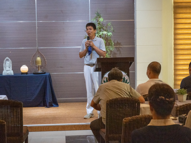 Davao volunteer shares his experiences and learnings in Tzu Chi. 【Photo by Matt Serrano】