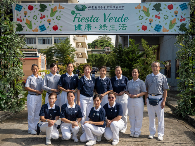 Tzu Chi Davao volunteers join Fiesta Verde ’22. 【Photo by Matt Serrano】