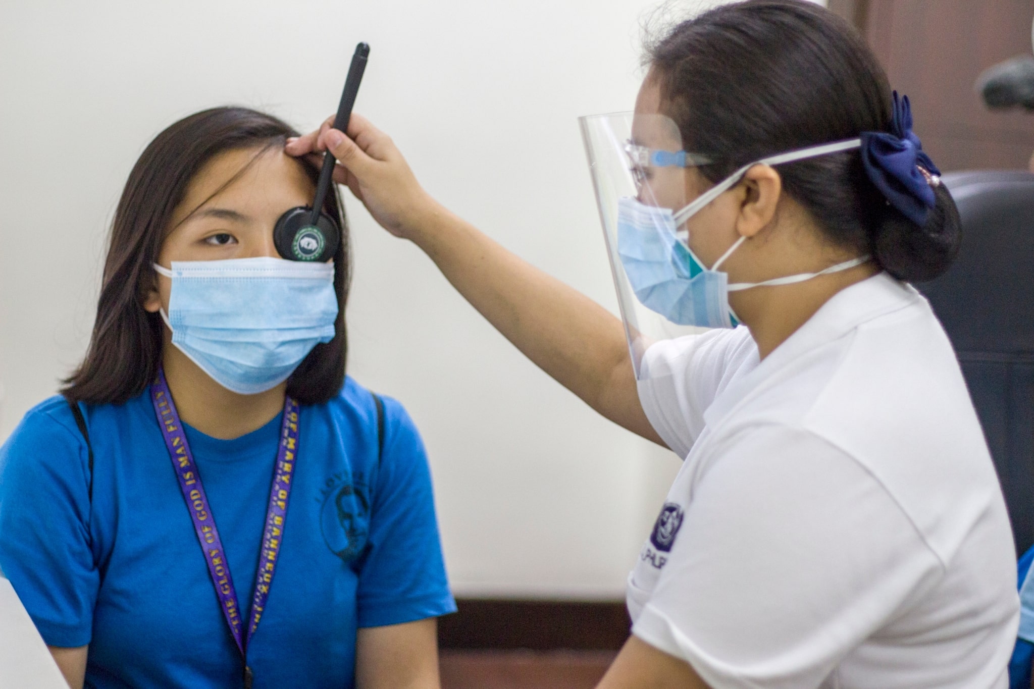“I am proud to get free eye checkup because we don’t have to pay expensive fees outside,” says Efrailyn, Grade 10 scholar from the Girlstown.【Photo by Matt Serrano】