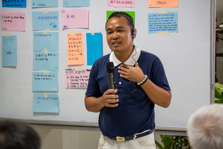 “As volunteers of Tzu Chi Foundation, we speak one language and follow one path. We also have the same goal, and that is for the good of humanity,” said Tzu Chi Palo volunteer Randy Militante. 【Photo by Marella Saldonido】