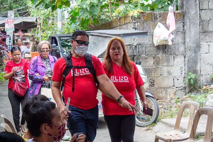 Members of the Blind Republic Philippines begin to arrive at their small gathering.  【Photo by Marella Saldonido】