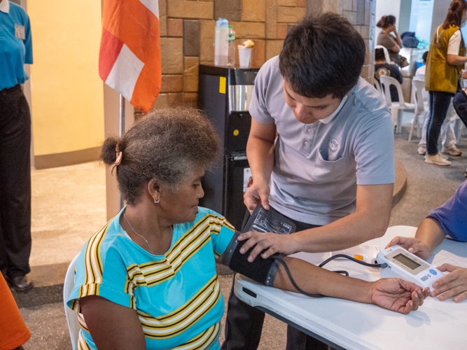 Medical and dental services are scarce in the Aeta community, so these indigenous people take advantage of free treatments in medical and dental missions whenever they can.
