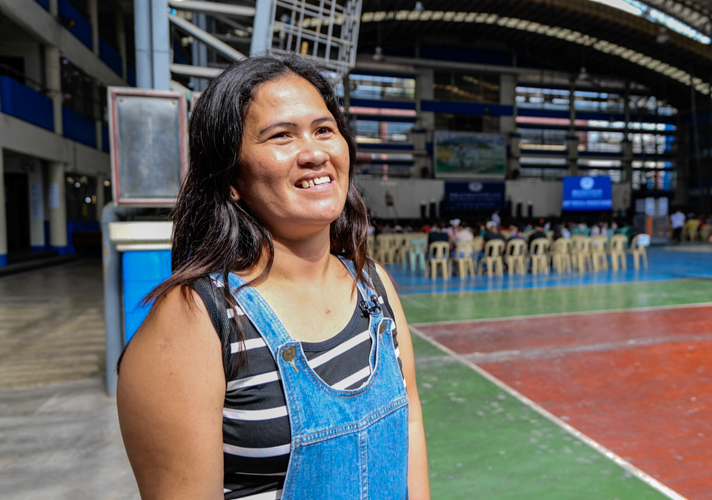 Lydinel Llanos went to the medical mission twice: the first day for a general checkup and free reading glasses, the second day for tooth extractions for her two kids. 【Photo by Jeaneal Dando】