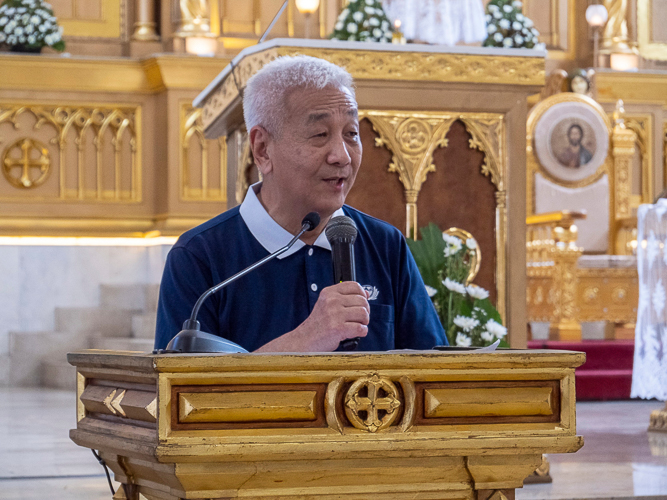 “We gather for this Mass to remember your resilience, your strength and, most importantly, your faith in overcoming challenges,” says Tzu Chi Philippines CEO Henry Yuñez. “We recall how we joined hands to recover and rebuild. The Sto. Niño Church stands as our witness, and this is a remembrance of our long-term affinity.” 【Photo by Matt Serrano】