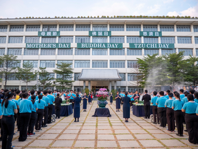 Tzu Chi Philippines celebrates Buddha Day, Mother’s Day, and Tzu Chi Day on May 12 at the Buddhist Tzu Chi Campus in Sta. Mesa, Manila.