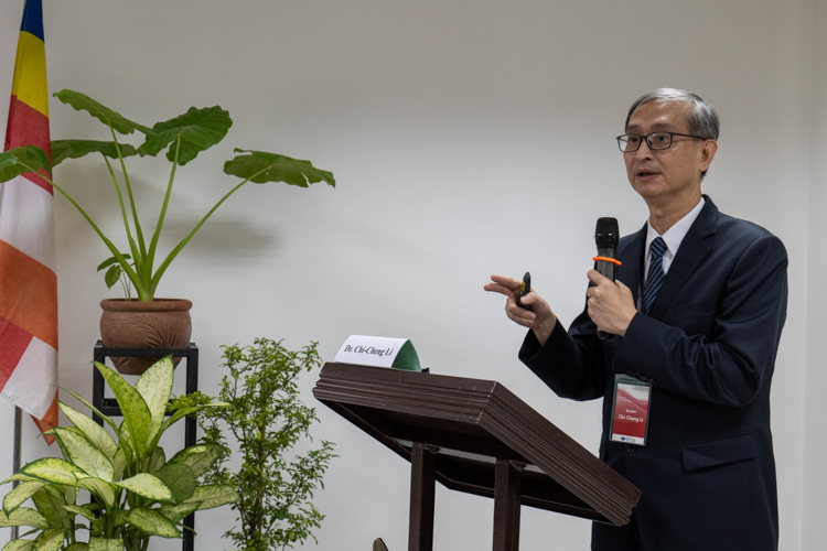 Dr. Chi-Cheng Li, Director of Hualien Tzu Chi Hospital’s International Medical Center and Center of Stem Cell & Precision Medicine, shares updates on Bone Marrow Transplantation Activities and Progress in Taiwan from 1983 to 2022. 【Photo by Jeaneal Dando】