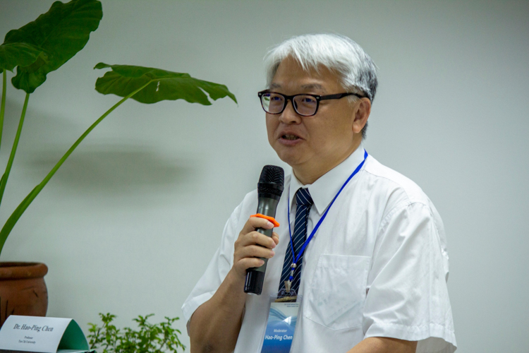 Tzu Chi University Professor Dr. Hao-Ping Chen delivers his opening remarks. 【Photo by Matt Serrano】