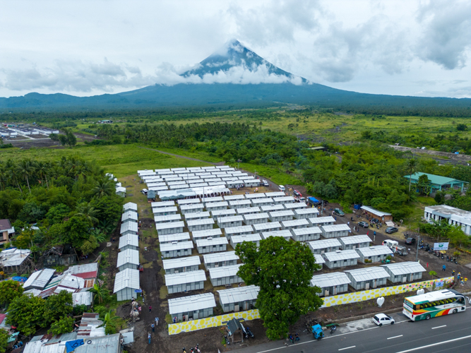 The Tzu Chi Great Love Village in Brgy. San Vicente, Tabaco, Albay is home to 100 displaced families caused by Typhoons Rolly and Ulysses. 【Photo by Jeaneal Dando】