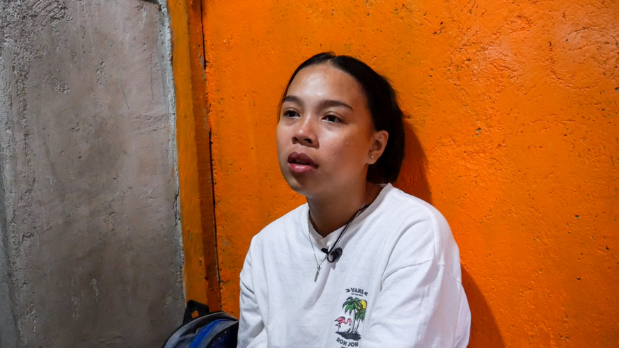 “It’s really a big help to be a scholar. Even though I don’t have to pay for my tuition since I study in a public school, I still need money for transportation and other school projects. The allowance that I’ll get from Tzu Chi will already provide that,” says new Tzu Chi scholar Leslie Mae Alivio. 【Photo by Jeaneal Dando】