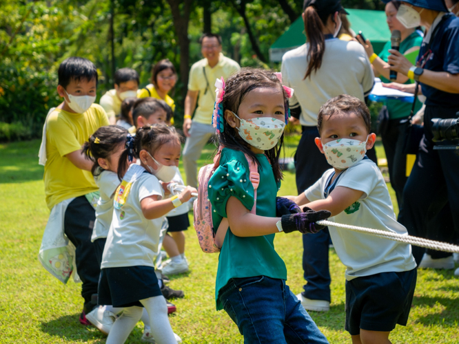 Tzu Chi Great Love Preschool Philippines hold its first ever annual Family Sportsfest on April 21 at the Fun Farm at Sta. Elena in Cabuyao, Laguna. 【Photo by Daniel Lazar】